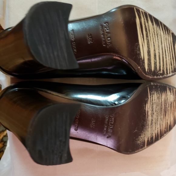 Prada dark brown stacked heels with a Prada name plate. Size 6.5 - Picture 6 of 7
